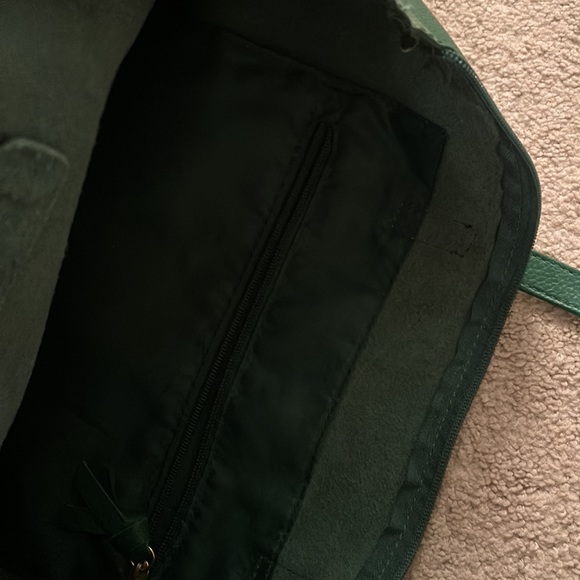 Green joy Mangano purse with removable clutch - Picture 4 of 12